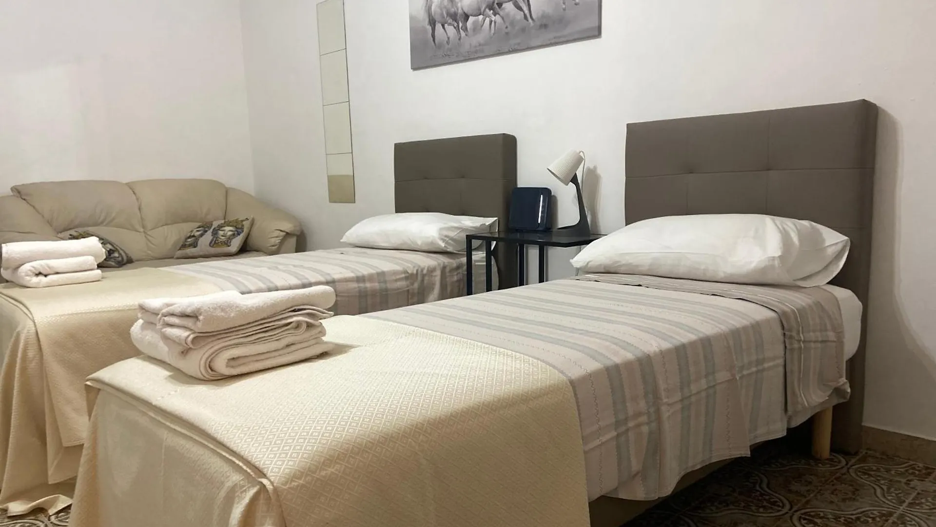 Casa Vacanza La Collegiata Appartement Catánia